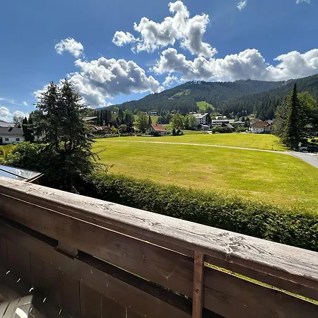 Alpenhof Apartment Ski & Spa Nearby 公寓